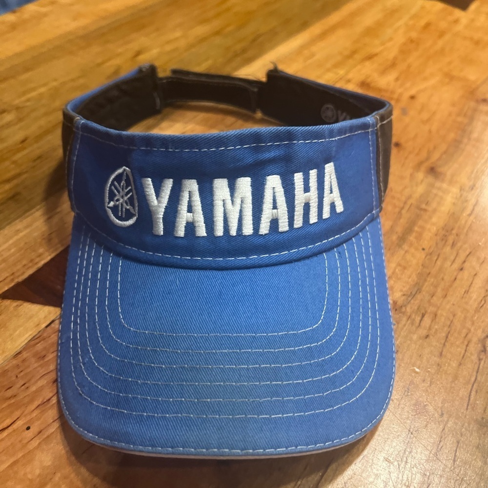 Yamaha visor in used condition